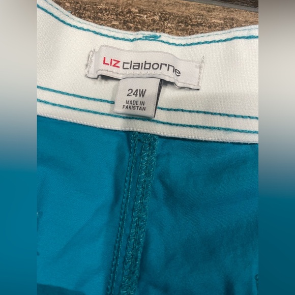 🩵LIZ CLAIBORNE Flexi-Fit Waistband Turquoise Cotton Shorts Plus Size 24W NWT🩵 - Picture 7 of 9